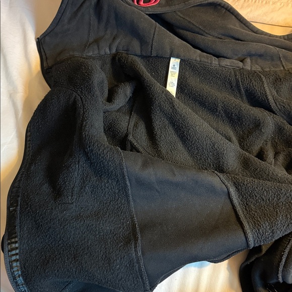 Lululemon - Picture 6 of 7